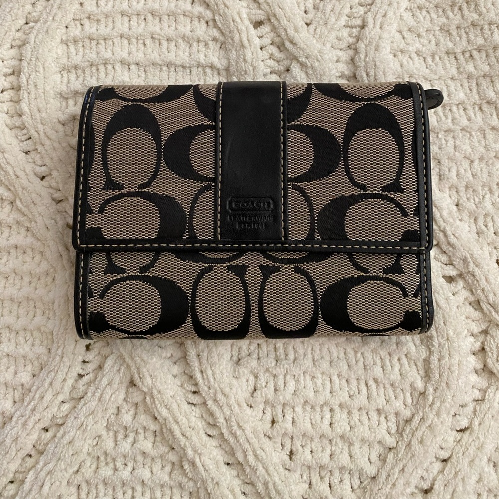 COPY - Coach Wallet Trifold